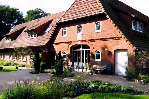 Außenansicht Haus Rosengarten – historischer Niedersachsen-Kotten