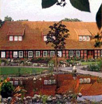 Haus Rosengarten – Gartenansicht